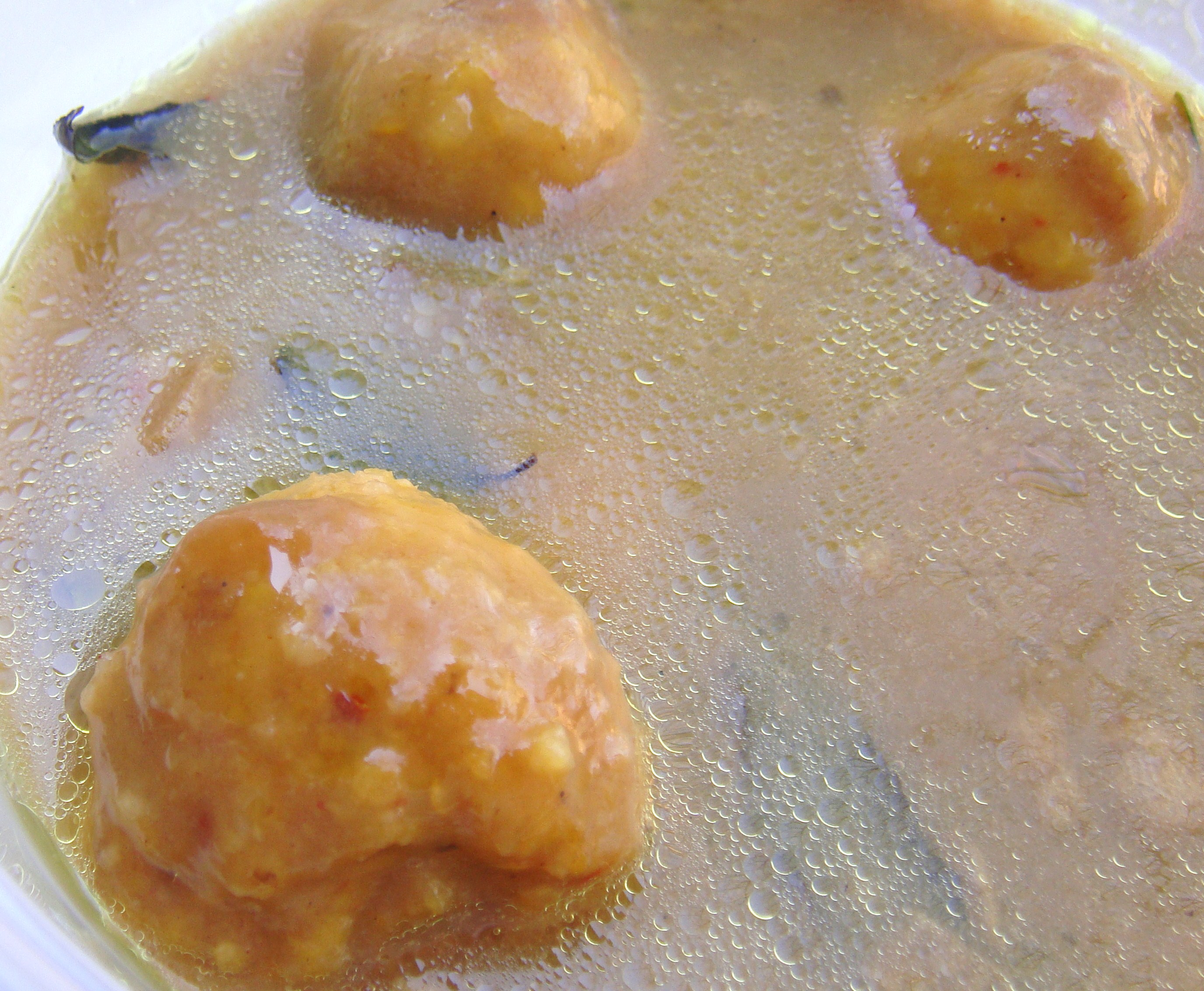 dsc00775 Lentil Balls floating...