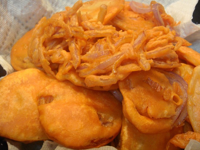 Crisp Delicious Bhajjis.