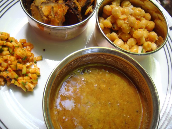 Weekend Menu - Vengaya Sambar, Sundal, Vazhakkai Fry, Mangaa Curry.
