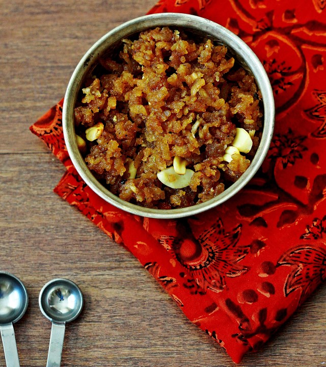 Shri Krishna Jayanthi Neivedhyam – Vella Aval. (Flattened rice cooked ...